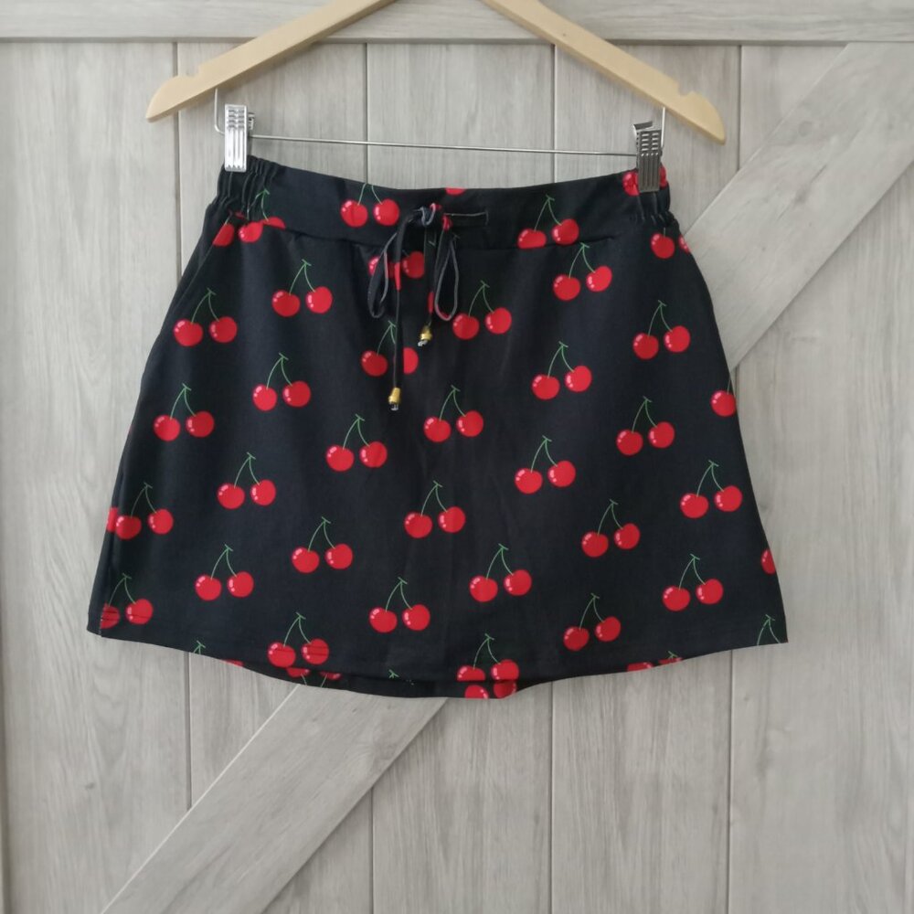 "JESS LEA Cherry On Top Everyday Skort Size Medium NWT"
